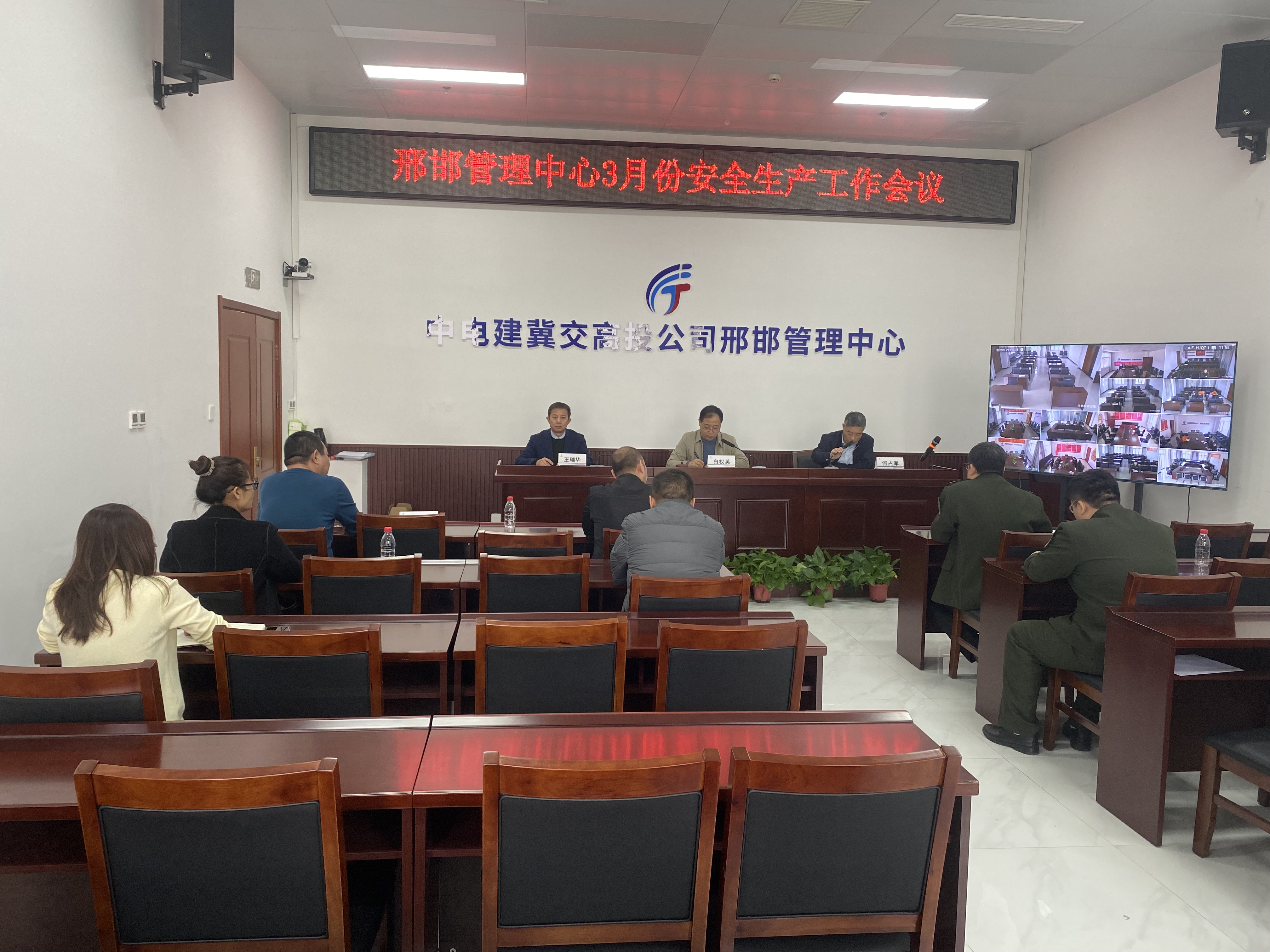 7d89492e9194e3a13bf0f15bbcf07a7.jpg 7d89492e9194e3a13bf0f15bbcf07a7.jpg