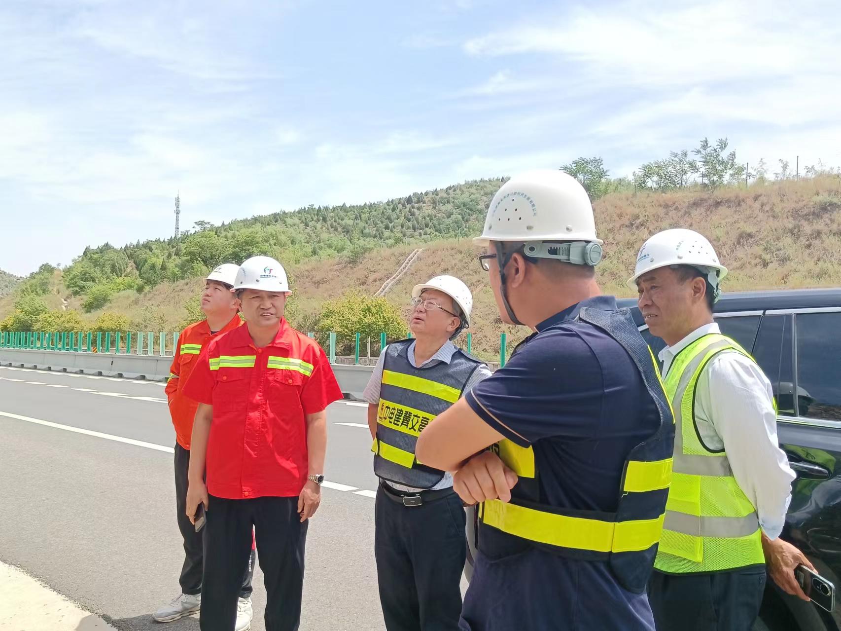 e20932882bf9ea4f16aa6e5996c5362.jpg e20932882bf9ea4f16aa6e5996c5362.jpg