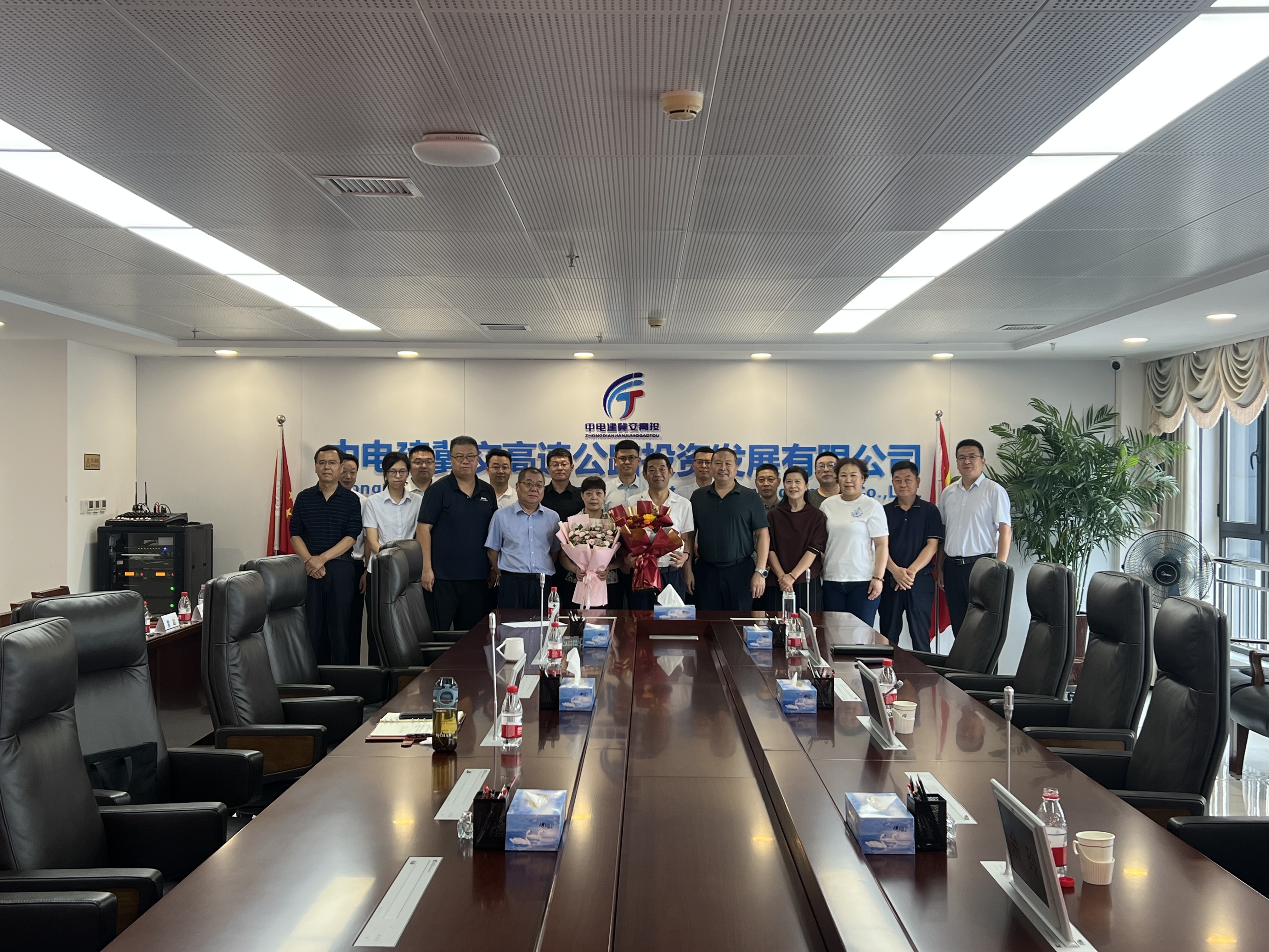 C:\Users\lenovo\Desktop\220c6c80456cecefa8ceb4b67f4e0f2.jpg C:\Users\lenovo\Desktop\220c6c80456cecefa8ceb4b67f4e0f2.jpg