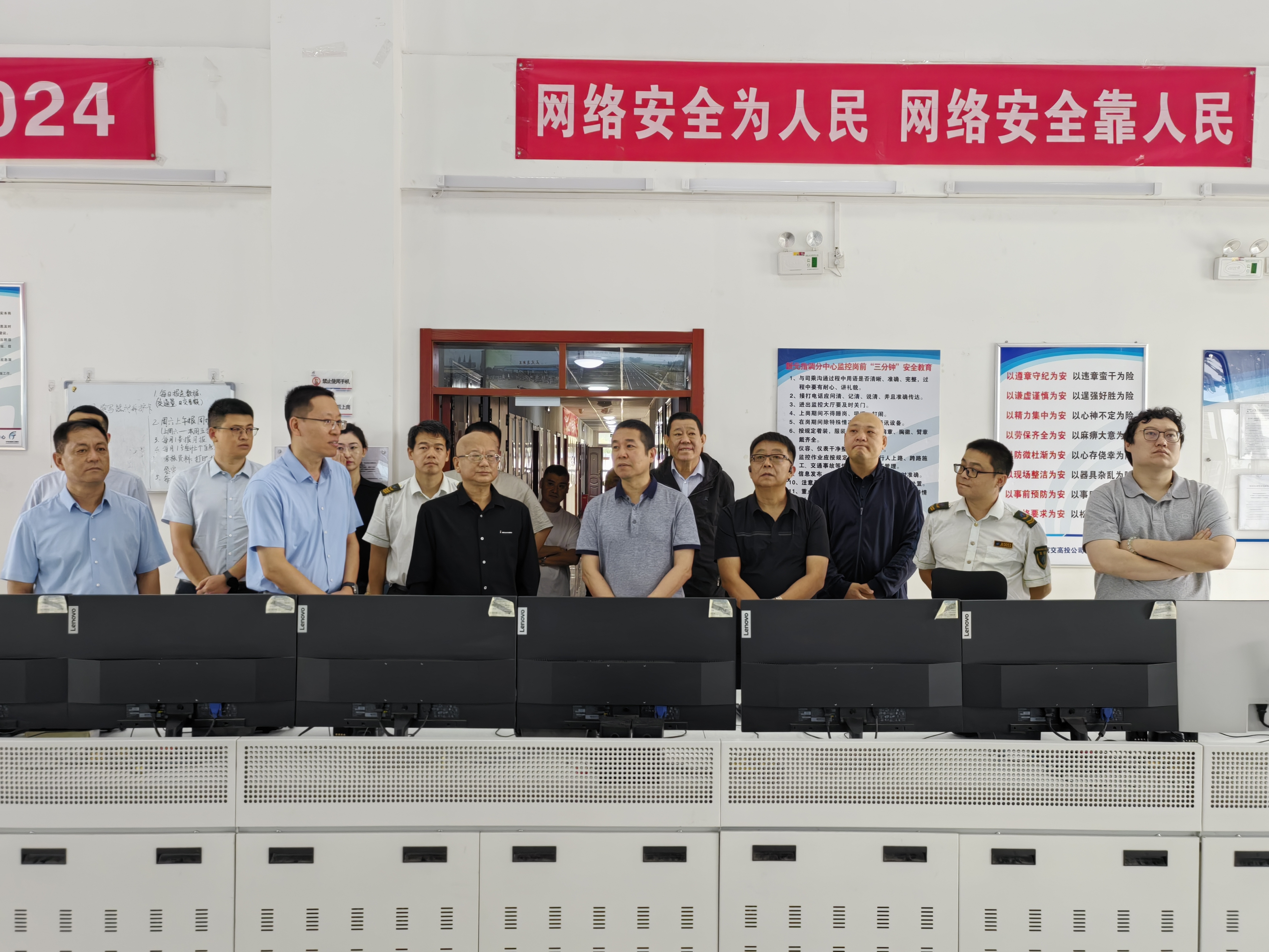 C:\Users\lenovo\Desktop\a65d88ae856b188f5aa7abaf7e5f9e5.jpg C:\Users\lenovo\Desktop\a65d88ae856b188f5aa7abaf7e5f9e5.jpg