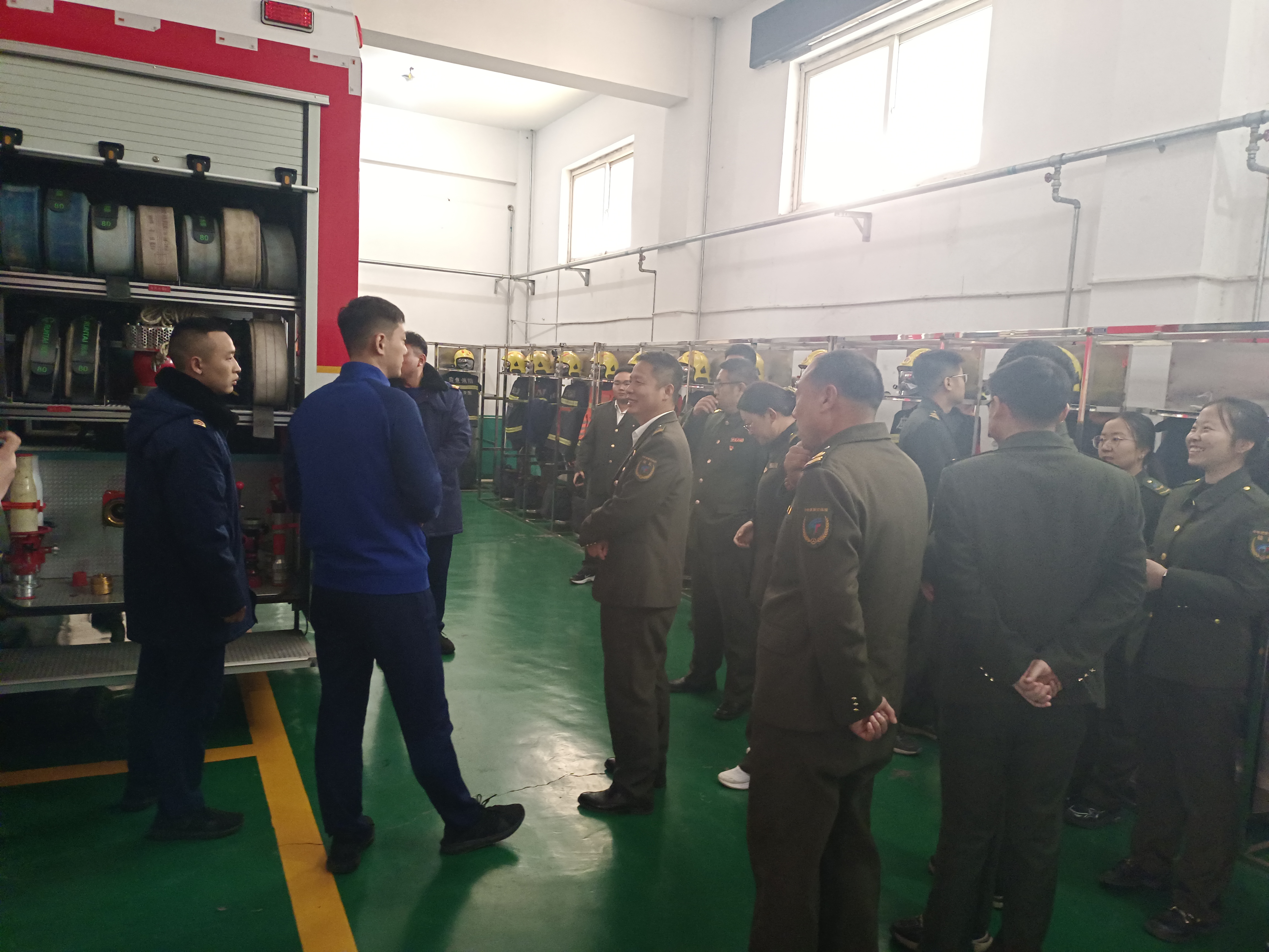 E:\用户\I\Desktop\3.jpg E:\用户\I\Desktop\3.jpg