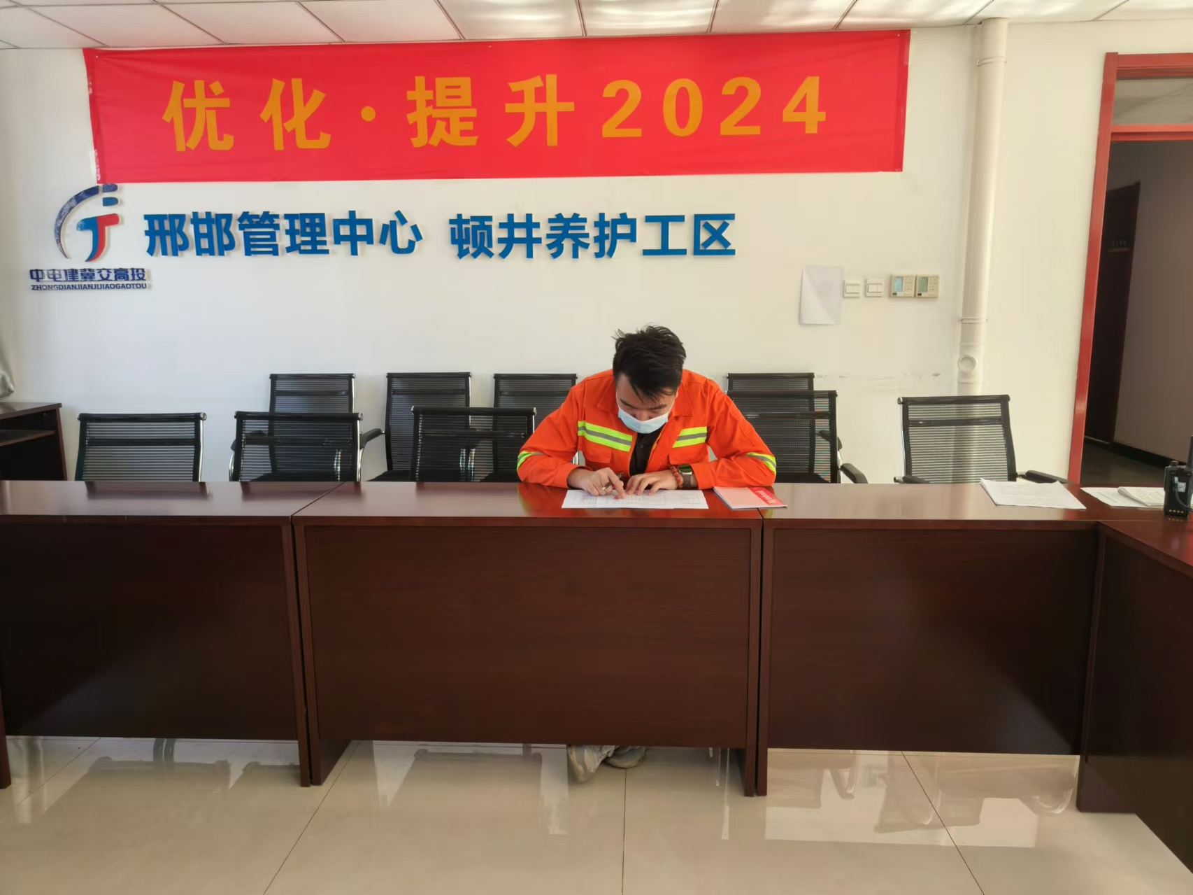 b69cd71a91457c9423d01cac57412c0.jpg b69cd71a91457c9423d01cac57412c0.jpg