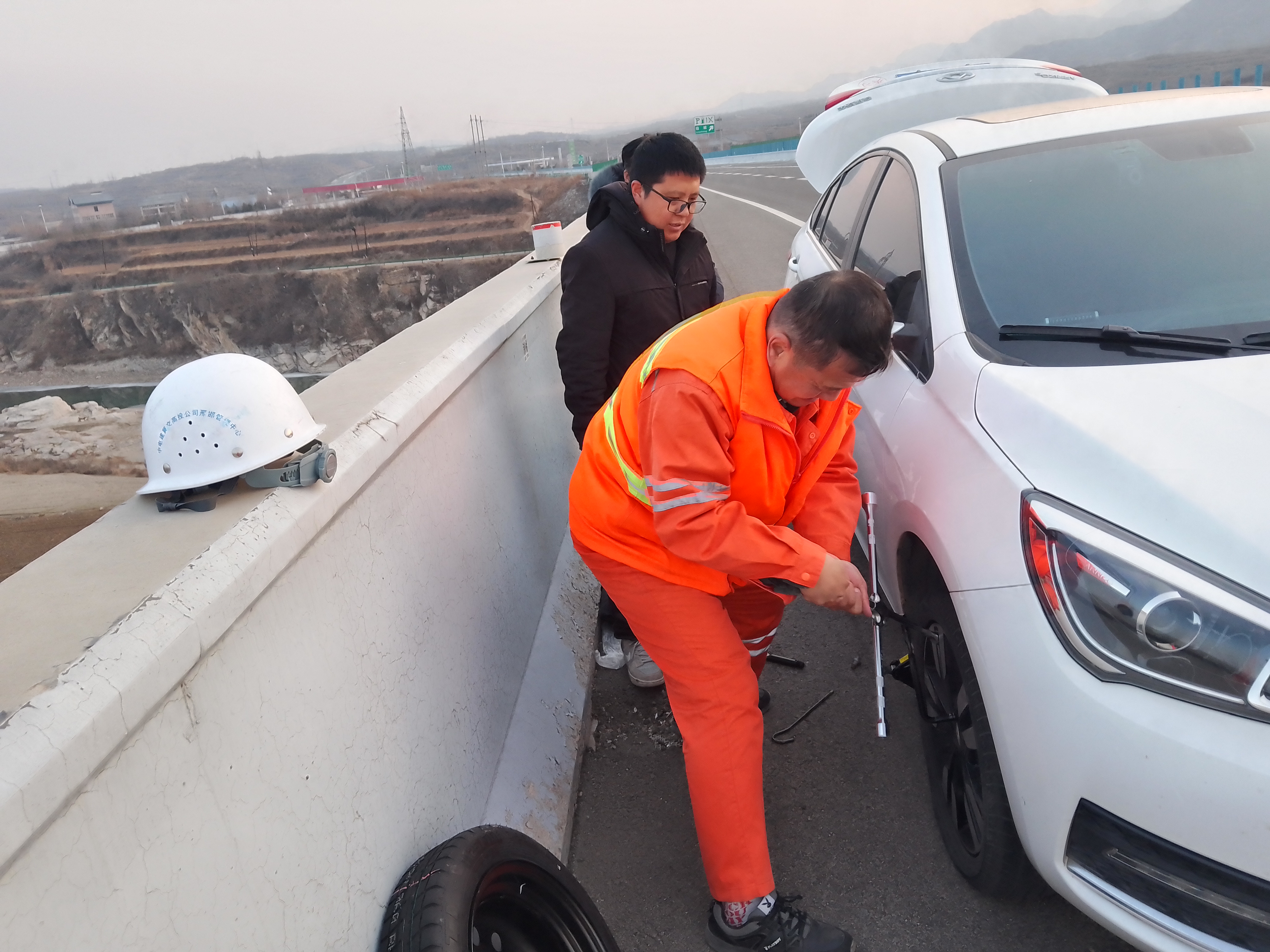 0f0c85b72f8efca18a1f169c3f8ea66.jpg 0f0c85b72f8efca18a1f169c3f8ea66.jpg